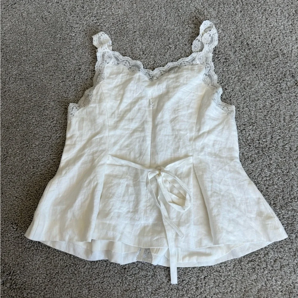Reformation Linen Size 4 - Picture 6 of 13
